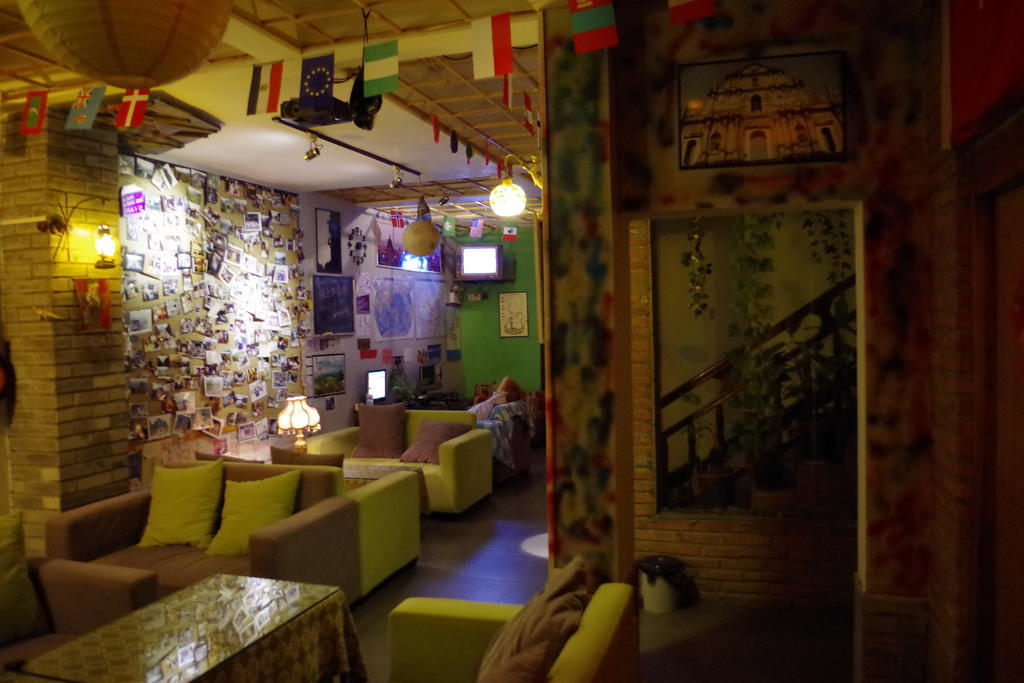 Yangshuo Travellers Land Youth Hostel المظهر الخارجي الصورة