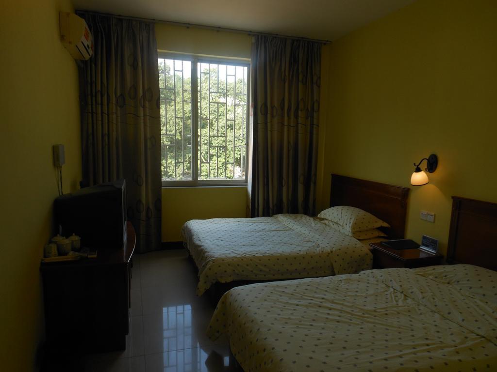 Yangshuo Travellers Land Youth Hostel المظهر الخارجي الصورة