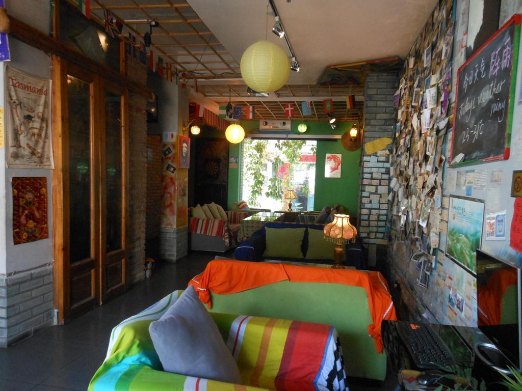 Yangshuo Travellers Land Youth Hostel المظهر الخارجي الصورة