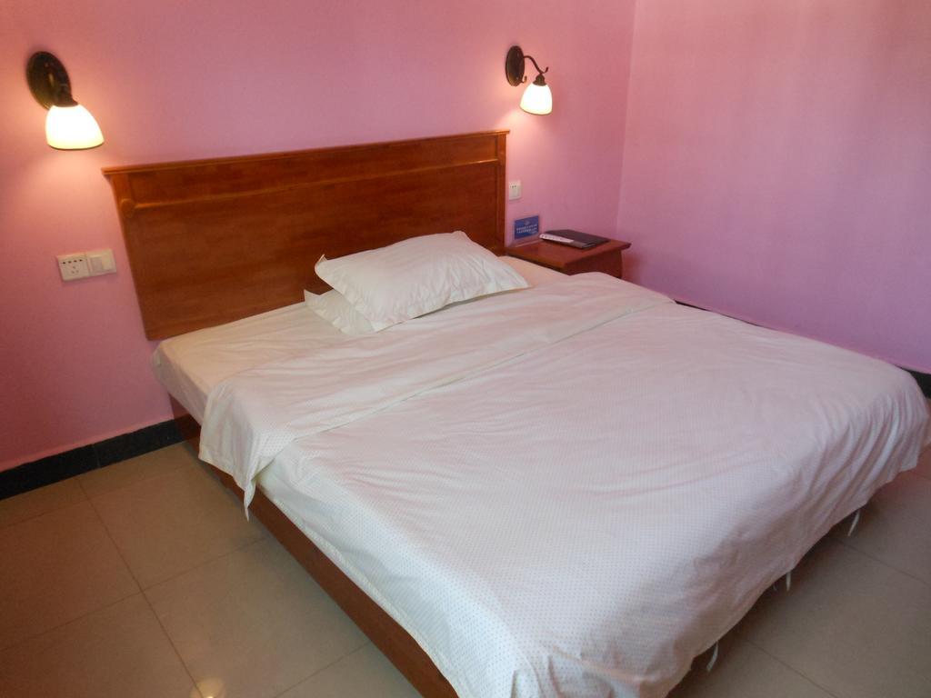 Yangshuo Travellers Land Youth Hostel المظهر الخارجي الصورة