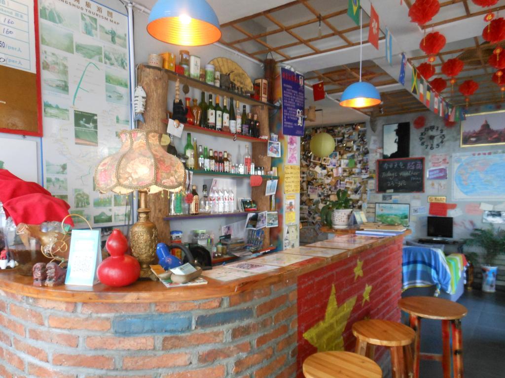 Yangshuo Travellers Land Youth Hostel المظهر الخارجي الصورة