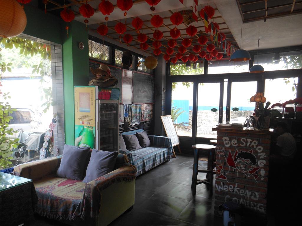 Yangshuo Travellers Land Youth Hostel المظهر الخارجي الصورة