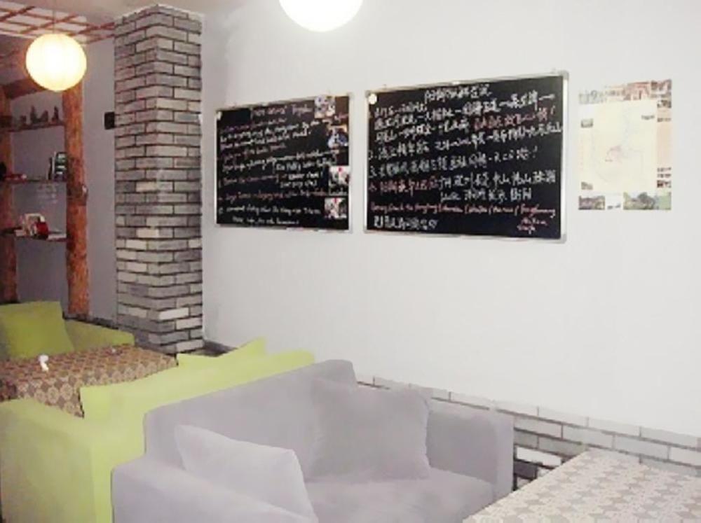 Yangshuo Travellers Land Youth Hostel المظهر الخارجي الصورة