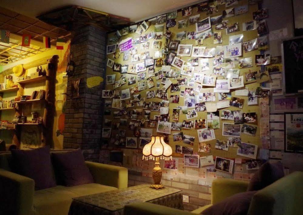 Yangshuo Travellers Land Youth Hostel المظهر الخارجي الصورة