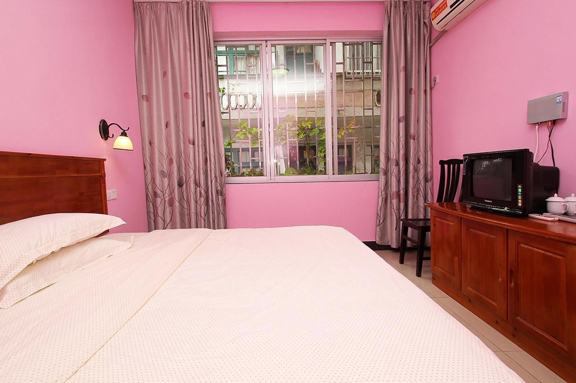 Yangshuo Travellers Land Youth Hostel المظهر الخارجي الصورة